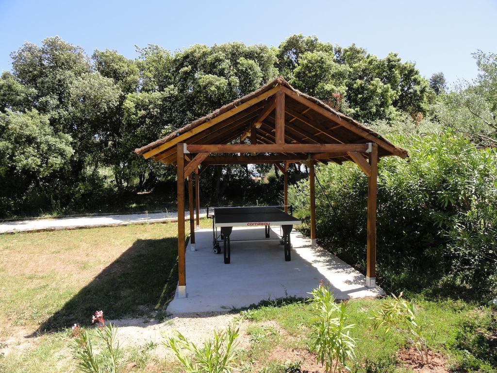 勒马斯德斯奥利维尔斯住宿加早餐旅馆 Puget-Ville 外观 照片
